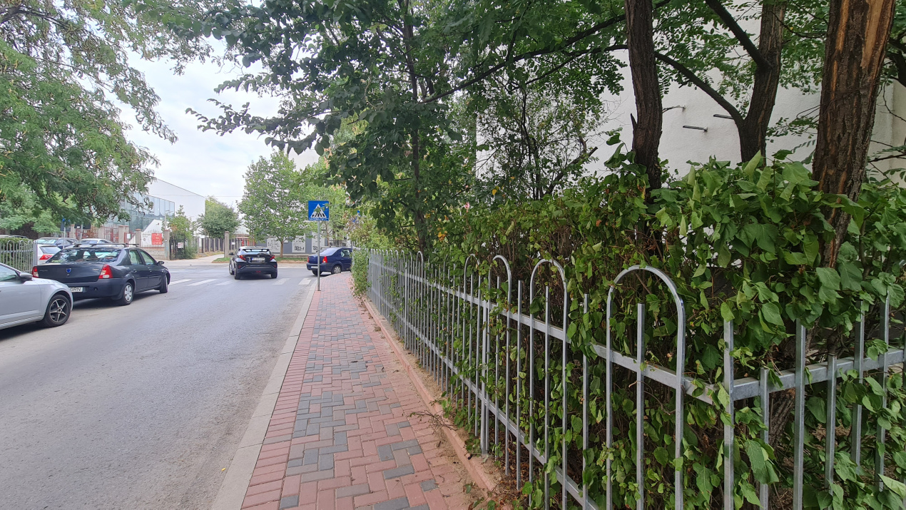 Apartament 4 camere decomandat Titan / Ozana