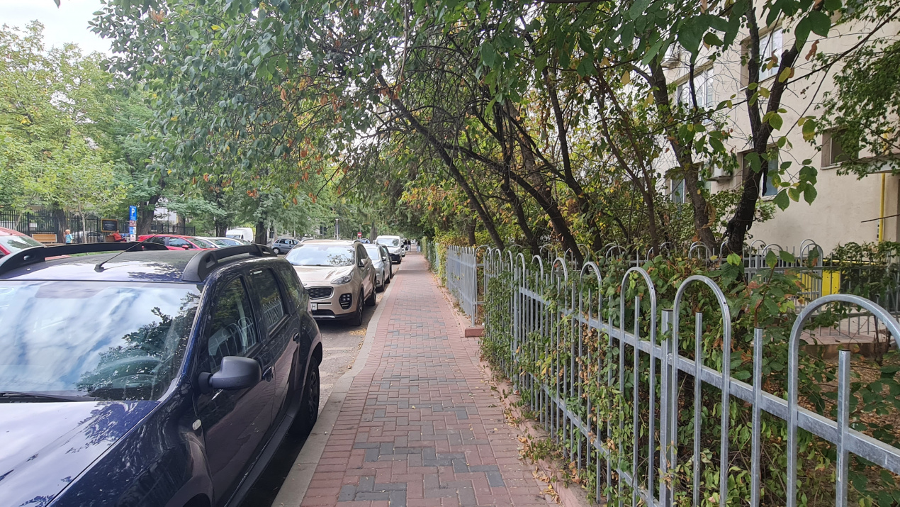 Apartament 4 camere decomandat Titan / Ozana