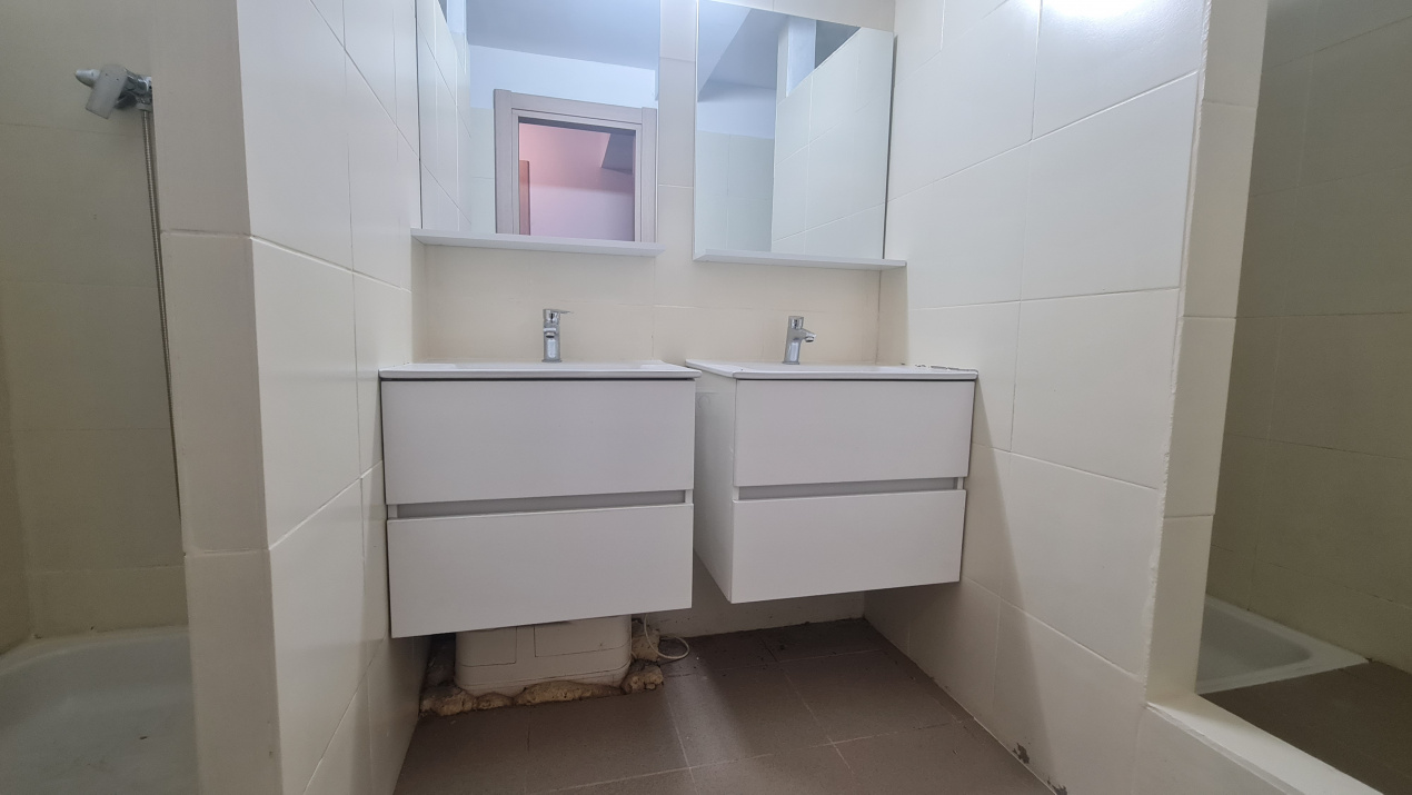 Cel Mai Ieftin Demisol din București! 93mp Bloc 2014