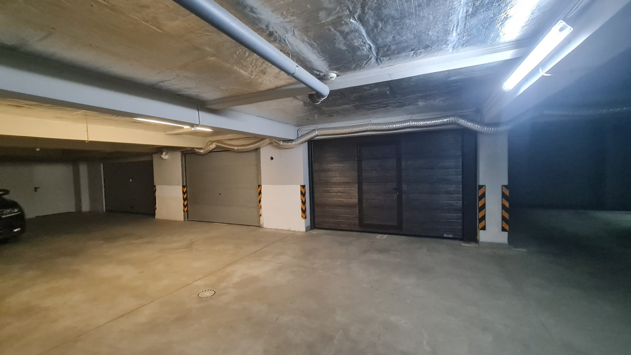 Cel Mai Ieftin Demisol din București! 93mp Bloc 2014